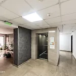 Apartament Cozy Close To Tineretului Park Bucureşti