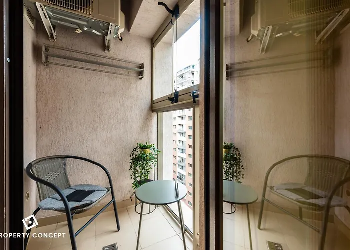 Cozy Close To Tineretului Park ブカレスト