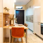 Cozy Close To Tineretului Park Lejlighed *